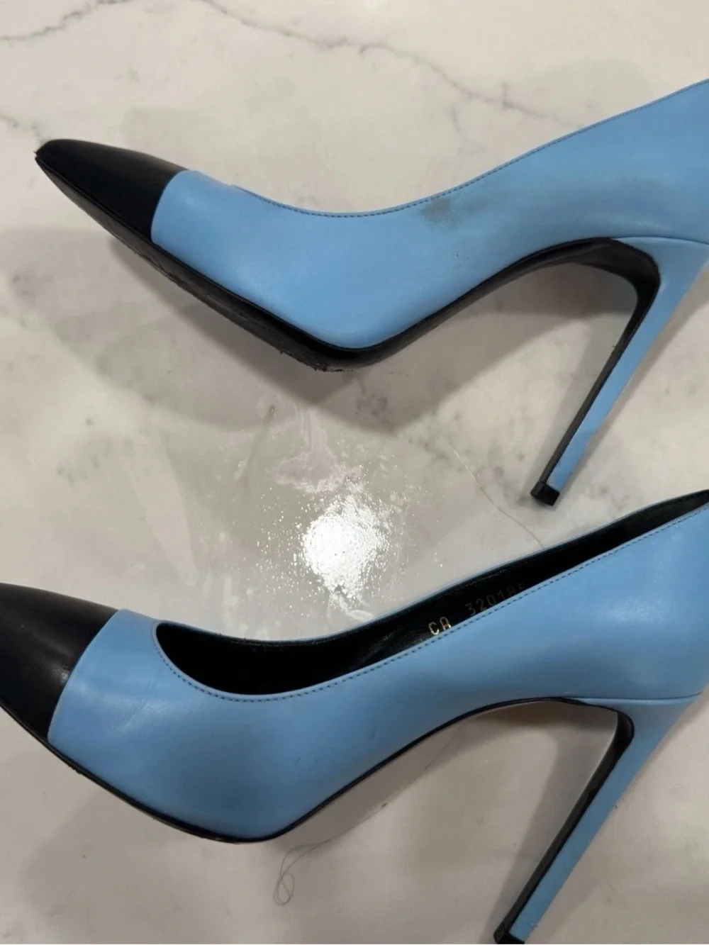 Saint Laurent Two-Tone Pointed Toe Pumps in Sky Blue and Black Sz 37.5 (7.5)